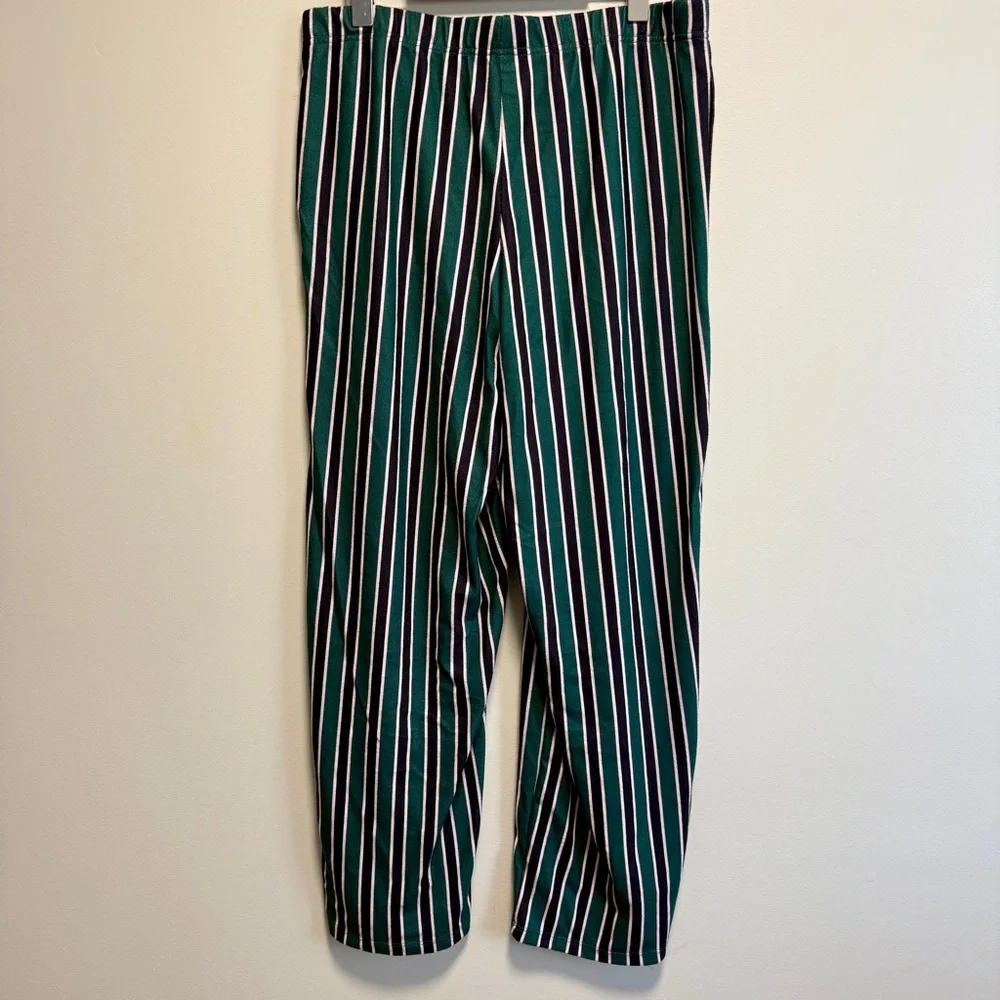 United Colors Of Benetton Green Striped Pajama Set - Picture 7 of 8